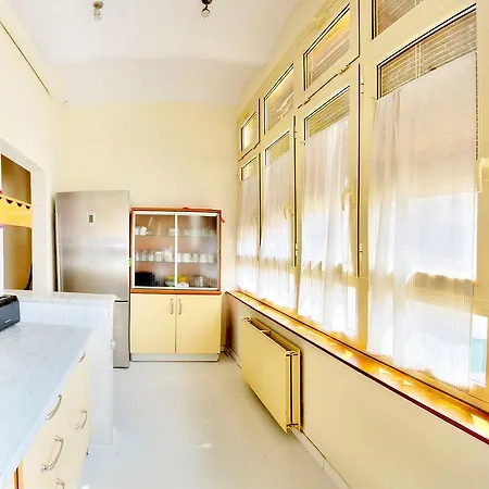 Apartment Devesa *